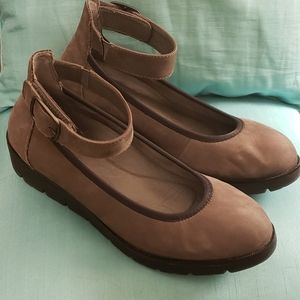 Earth platform ankle strap wedges - Thunder Grey